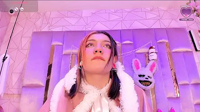 Snapshot of Broklinwhite_ chatting on 12-22-24, 07:31 Broklinwhite online show from 12-22-24, 07:31