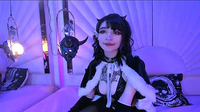 zephirahabney online show from 12-22-24, 04:27