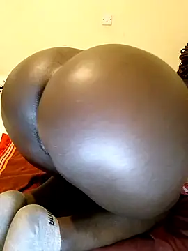 Misskhalifa  online show from 03-13-25, 05:22