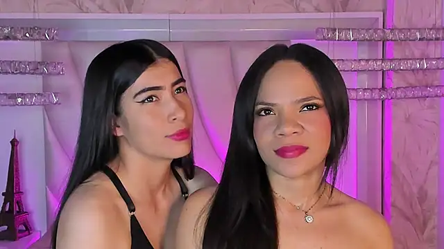 Snapshot of siara_and_zoe chatting on 05-11-26, 10:51 siara and zoe online show from 05-11-26, 10:51