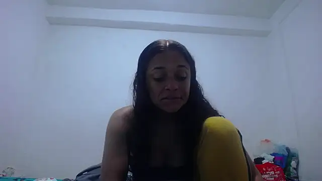 Snapshot of GiveLove1 chatting on 01-10-25, 10:46 GiveLove1 online show from 01-10-25, 10:46