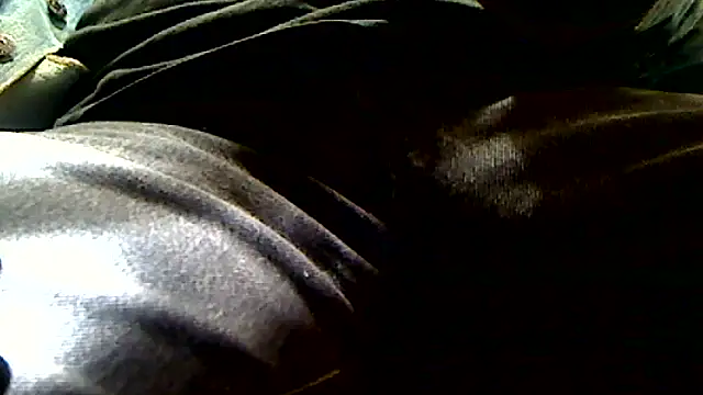 markluvskitty online show from 10-17-25, 01:46