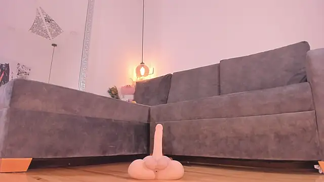 Isabella francoo online show from 09-30-25, 12:21