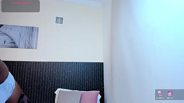 chanel brunette online show from 03-10-25, 06:12