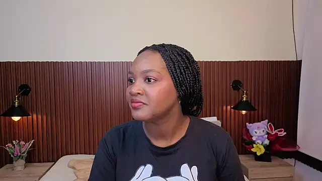 chanel brunette online show from 03-30-26, 06:53