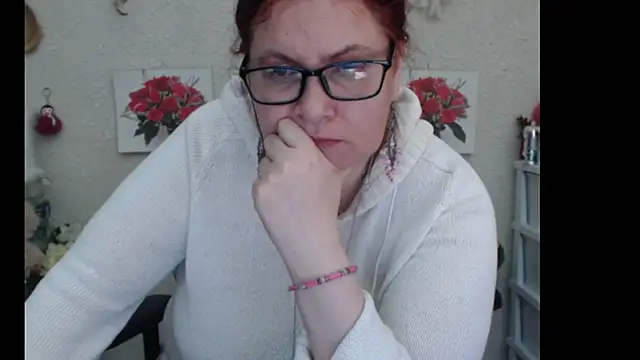 PlayfullMature online show from 09-24-25, 04:10