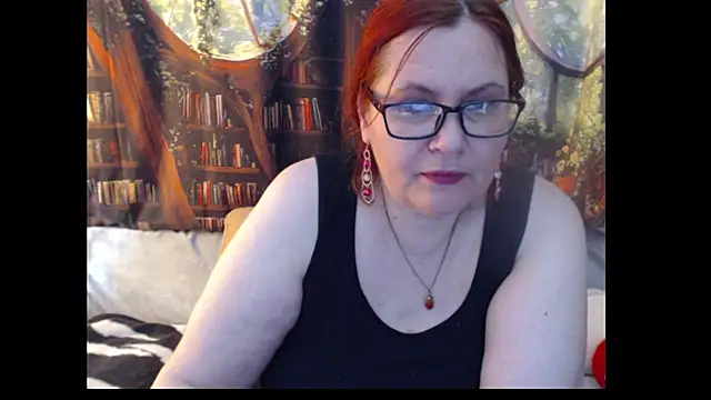 Snapshot of PlayfullMature chatting on 06-04-26, 02:23 PlayfullMature online show from 06-04-26, 02:23