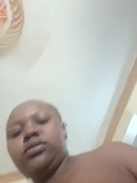 queennapal online show from 01-18-26, 01:37