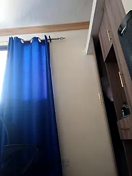 queennapal online show from 04-11-26, 11:03