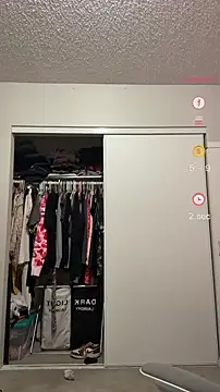 Snapshot of ThickerThanYoBitch chatting on 02-16-26, 08:38 ThickerThanYoBitch online show from 02-16-26, 08:38