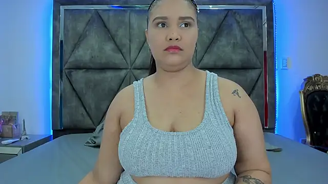 Snapshot of Danielaandximena chatting on 12-31-24, 03:01 Danielaandximena online show from 12-31-24, 03:01