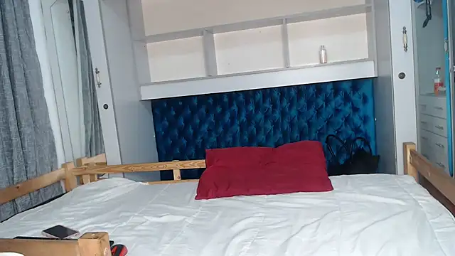 Snapshot of SexyKate852 chatting on 11-28-25, 07:27 SexyKate852 online show from 11-28-25, 07:27