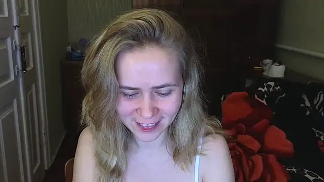 Riley Roo online show from 12-14-24, 06:41