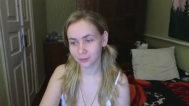 Riley Roo online show from 12-14-24, 09:56