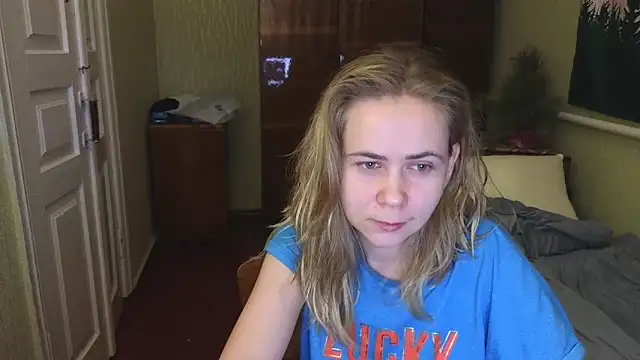 Riley Roo online show from 01-05-25, 05:51