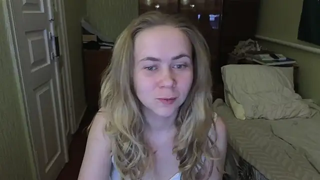 Riley Roo online show from 03-22-25, 07:09