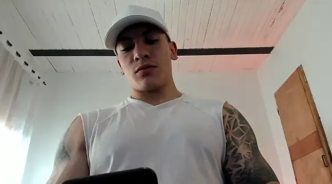 Snapshot of aquiles_51 chatting on 02-25-25, 07:25 aquiles 51 online show from 02-25-25, 07:25