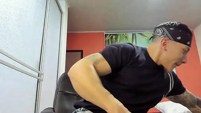 aquiles 51 online show from 03-20-26, 07:19