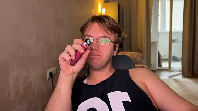 kiopiggy online show from 11-13-25, 11:31