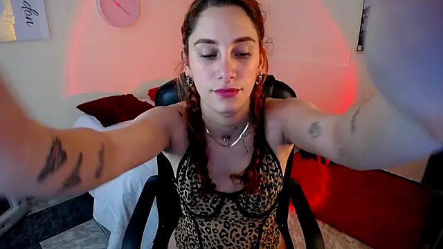 IsaBaileys  online show from 02-26-25, 09:48