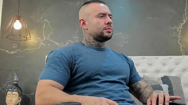 Snapshot of BruceDallas chatting on 01-19-25, 11:21 BruceDallas online show from 01-19-25, 11:21