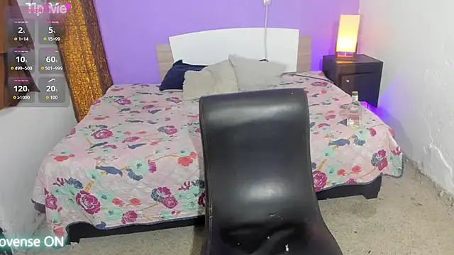Snapshot of vanessabz chatting on 08-02-26, 03:05 vanessabz online show from 08-02-26, 03:05