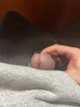 114514hlove online show from 11-17-25, 01:33