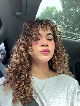 Lianh Benett online show from 02-19-26, 02:13