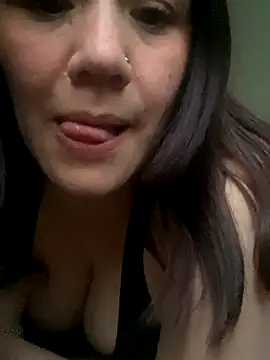 Snapshot of kika-233 chatting on 11-14-25, 11:13 kika-233 online show from 11-14-25, 11:13