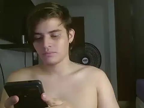 Snapshot of BadBunny_69 chatting on 02-20-26, 08:20 BadBunny 69 online show from 02-20-26, 08:20