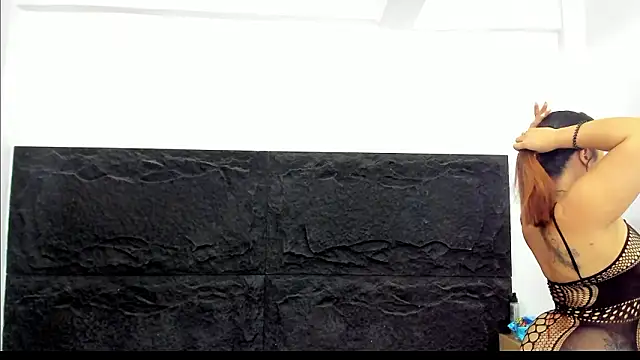 Snapshot of emakross chatting on 02-04-26, 12:05 emakross online show from 02-04-26, 12:05