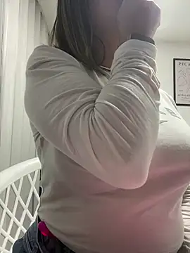 Snapshot of ruby_santana777 chatting on 10-25-25, 02:41 ruby santana777 online show from 10-25-25, 02:41