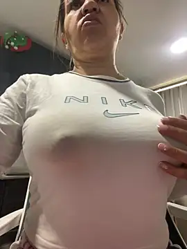 Snapshot of ruby_santana777 chatting on 11-21-25, 03:54 ruby santana777 online show from 11-21-25, 03:54