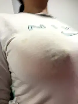 Snapshot of ruby_santana777 chatting on 11-28-25, 05:04 ruby santana777 online show from 11-28-25, 05:04