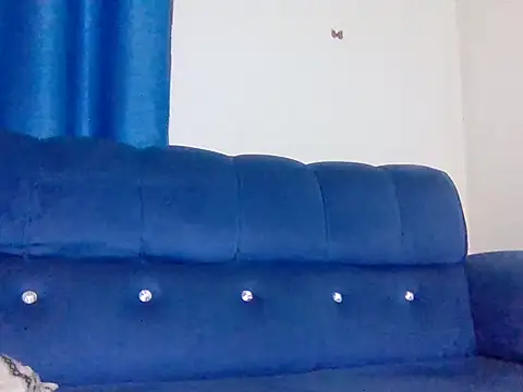 Snapshot of Sweetie_pussy chatting on 06-02-26, 08:27 Sweetie pussy online show from 06-02-26, 08:27