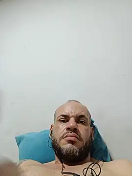 Snapshot of pirocudo412024 chatting on 07-26-26, 04:09 pirocudo412024 online show from 07-26-26, 04:09
