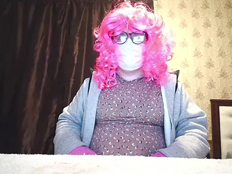 Snapshot of Crossdresser_Elena chatting on 06-18-26, 06:56 Crossdresser Elena online show from 06-18-26, 06:56