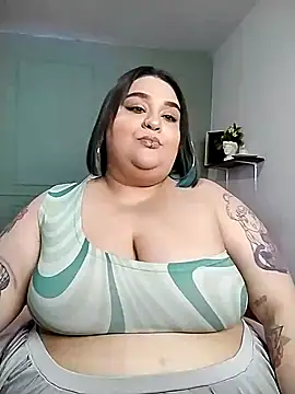 Snapshot of tiffany_laurens chatting on 12-28-24, 08:26 tiffany laurens online show from 12-28-24, 08:26