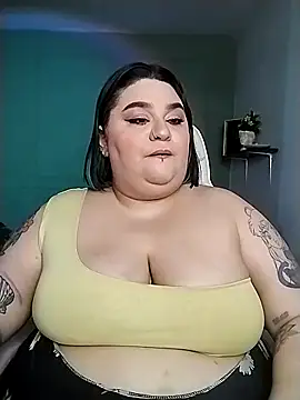 Snapshot of tiffany_laurens chatting on 01-11-25, 03:44 tiffany laurens online show from 01-11-25, 03:44