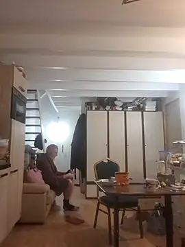 Snapshot of 60philippe chatting on 12-25-24, 07:34 60philippe online show from 12-25-24, 07:34