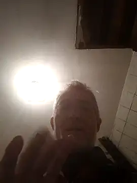 Snapshot of 60philippe chatting on 03-21-25, 12:17 60philippe online show from 03-21-25, 12:17