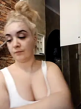 MikySWeet7 online show from 03-05-25, 07:06