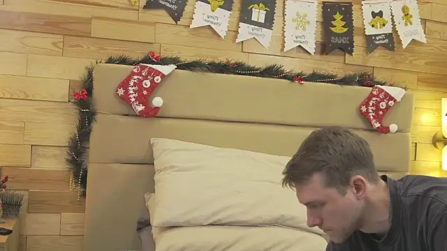 EthanPinkman online show from 12-23-25, 04:32