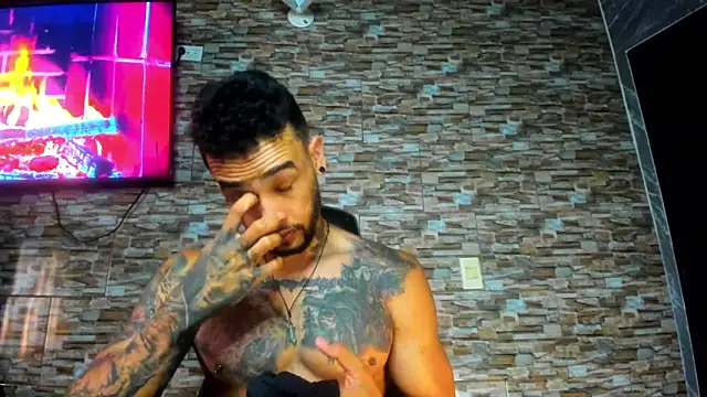 Snapshot of Seth_Owner chatting on 01-30-25, 01:42 Seth Owner online show from 01-30-25, 01:42