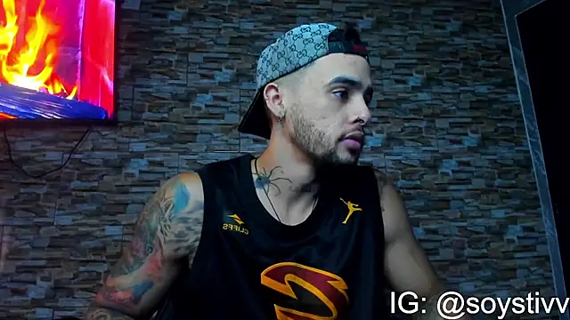 Snapshot of Seth_Owner chatting on 02-14-25, 01:29 Seth Owner online show from 02-14-25, 01:29