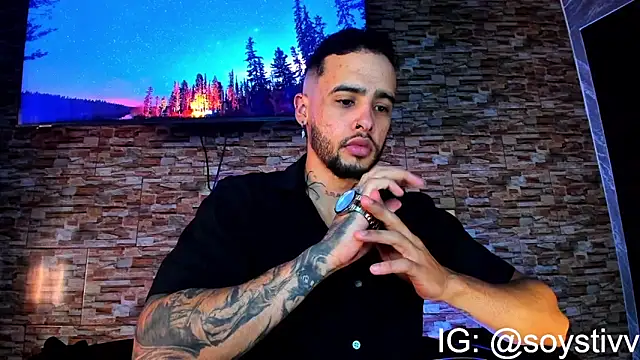 Snapshot of Seth_Owner chatting on 02-22-25, 01:35 Seth Owner online show from 02-22-25, 01:35