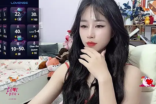  LLisa  online show from 01-07-25, 10:19