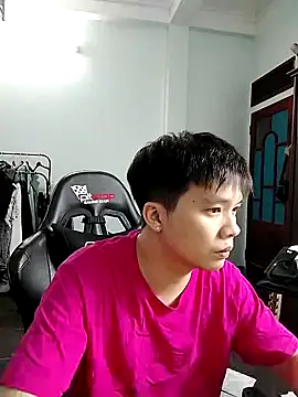 Snapshot of Kelvin_kol chatting on 12-05-24, 03:50 Kelvin kol online show from 12-05-24, 03:50