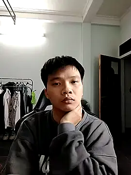 Snapshot of Kelvin_kol chatting on 12-08-24, 03:02 Kelvin kol online show from 12-08-24, 03:02