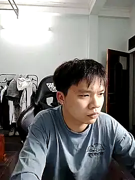 Snapshot of Kelvin_kol chatting on 12-10-24, 12:49 Kelvin kol online show from 12-10-24, 12:49